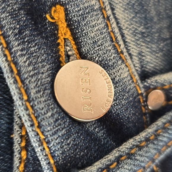 Risen Cross Over Button Distressed Jeans - Picture 4 of 9